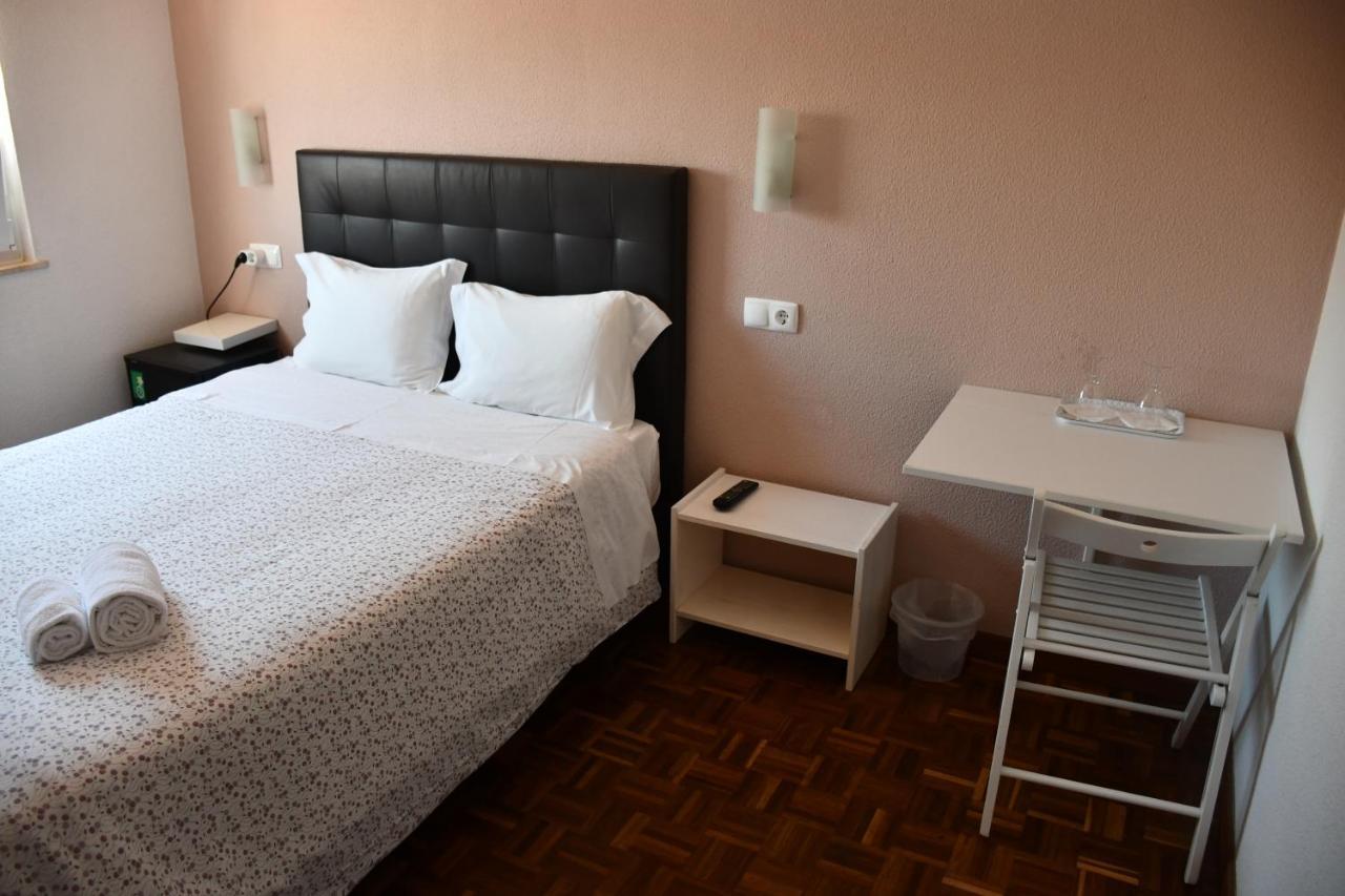Alojamentos Vitinho - Vila Nova Milfontes Vila Nova de Milfontes Ngoại thất bức ảnh