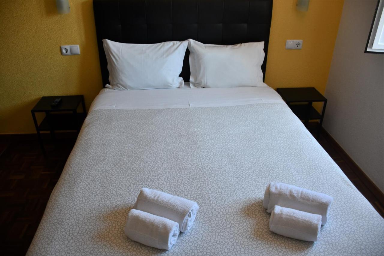 Alojamentos Vitinho - Vila Nova Milfontes Vila Nova de Milfontes Ngoại thất bức ảnh