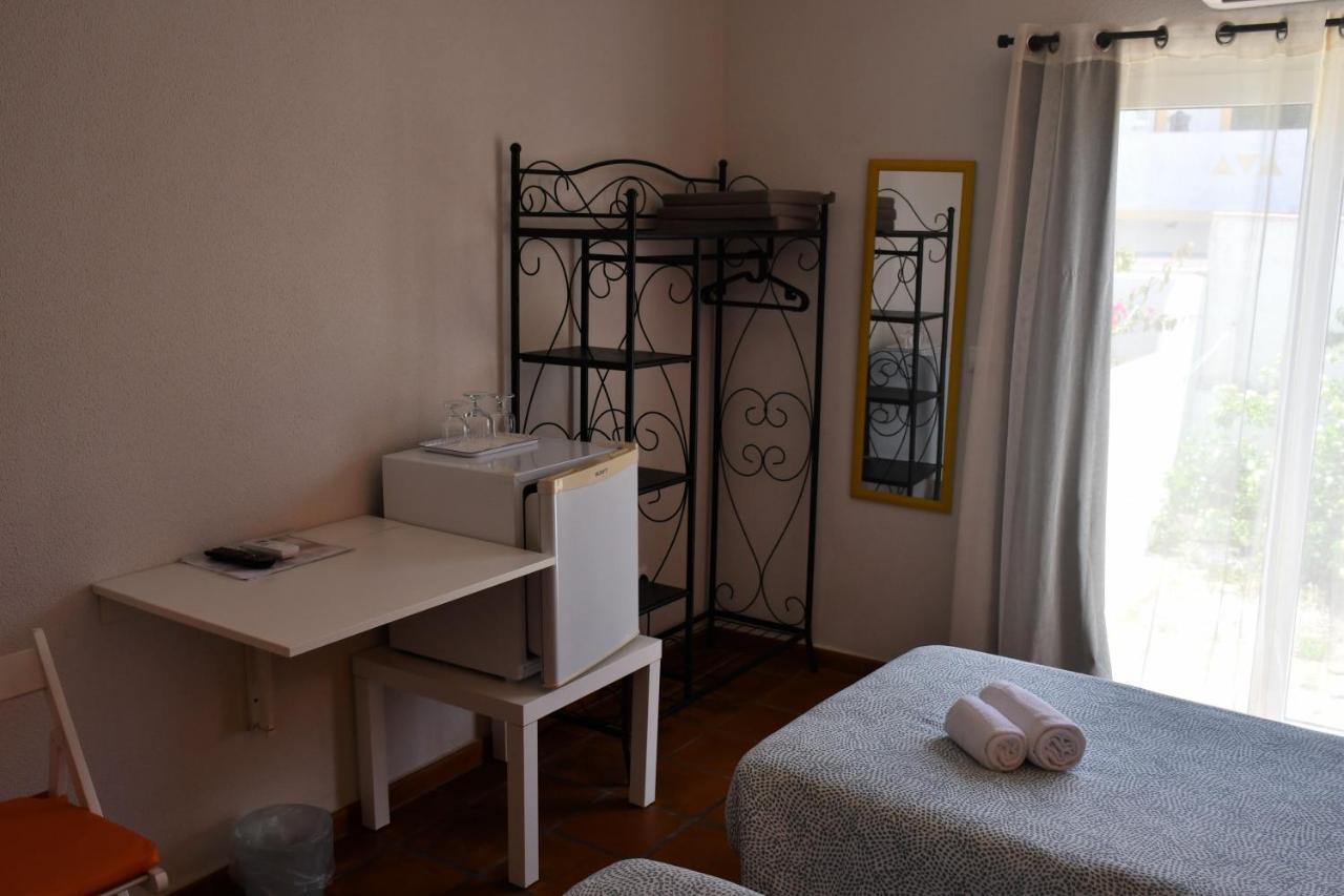 Alojamentos Vitinho - Vila Nova Milfontes Vila Nova de Milfontes Ngoại thất bức ảnh