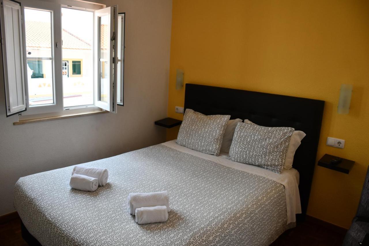 Alojamentos Vitinho - Vila Nova Milfontes Vila Nova de Milfontes Ngoại thất bức ảnh