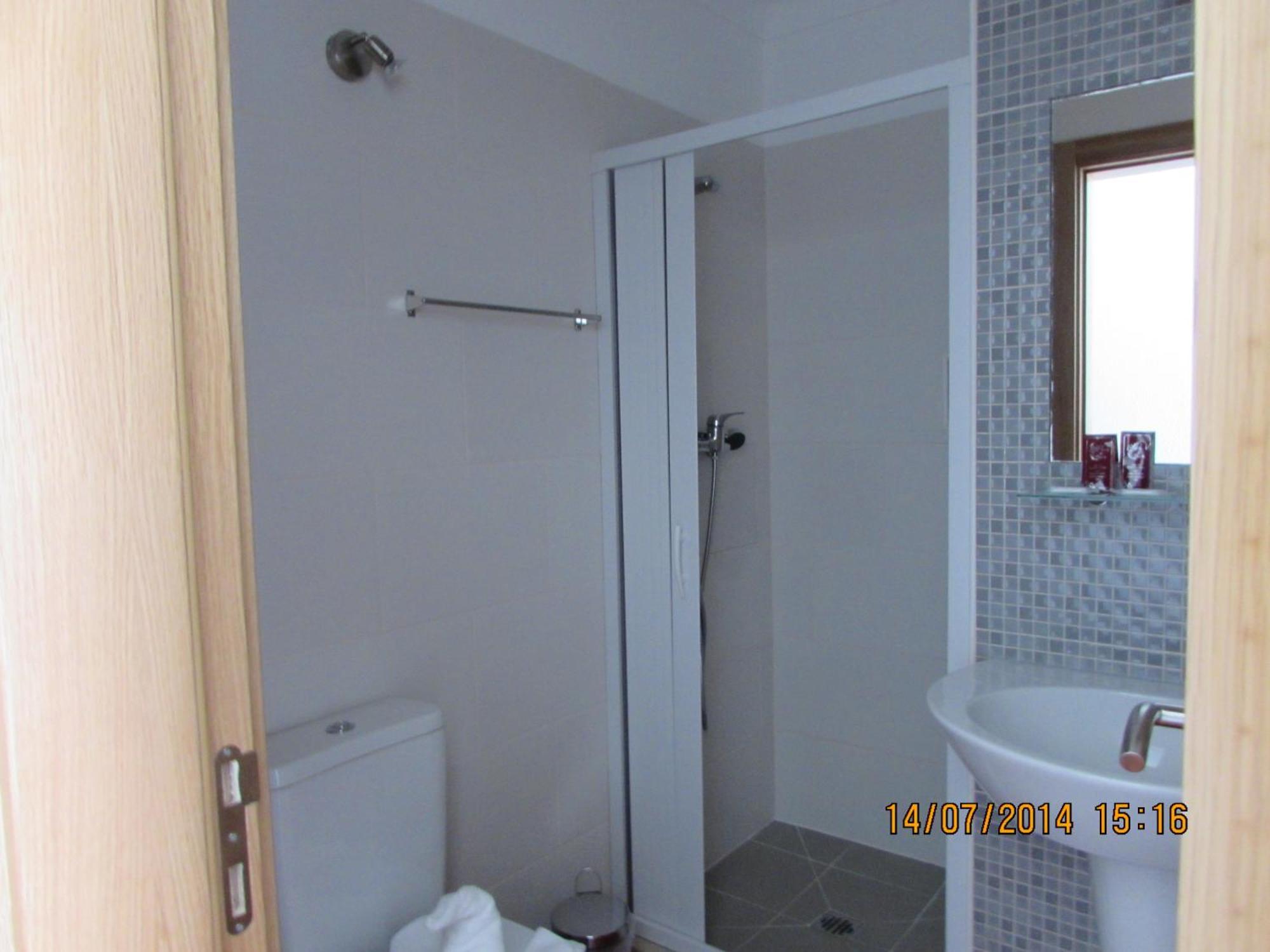Alojamentos Vitinho - Vila Nova Milfontes Vila Nova de Milfontes Ngoại thất bức ảnh